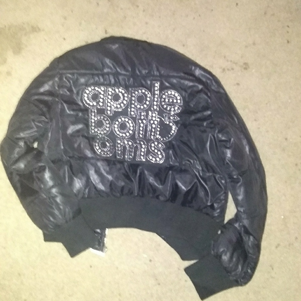 Apple bottoms coat